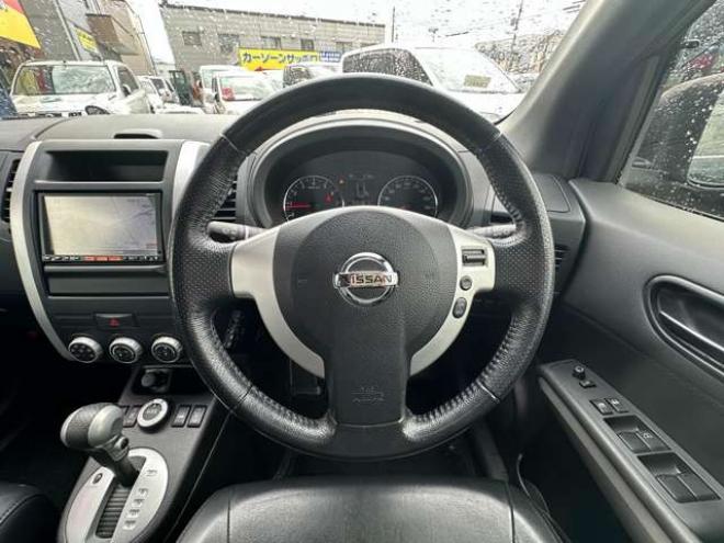 エクストレイル2.0 20Xtt 4WD　SDナビ　4WD切り替スイッチ　ETC 2000