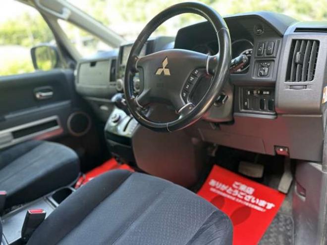 デリカD：5 2.2 D パワーパッケージ ディーゼルターボ 4WD　ワンオーナー/記録簿/社外ナビ/Bカメラ/ETC 2300