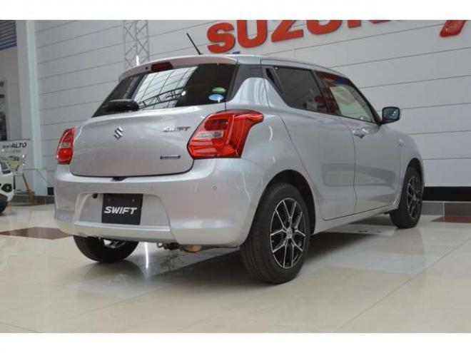 スイフト1.2 ハイブリッド MG 4WD　ワンオーナー車ハイブリット4WDセーフティS 1200