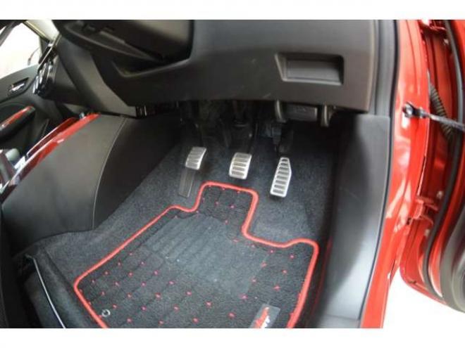 スイフトスポーツ 1.4 スズキ セーフティ サポート非装着車　ワンオーナー6速マニュアル8インチナビLED 2WD 
