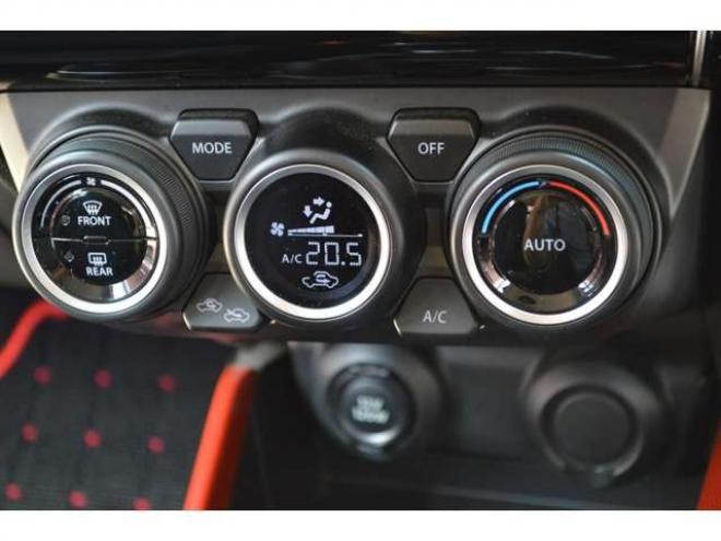 スイフトスポーツ 1.4 スズキ セーフティ サポート非装着車　ワンオーナー6速マニュアル8インチナビLED 2WD 