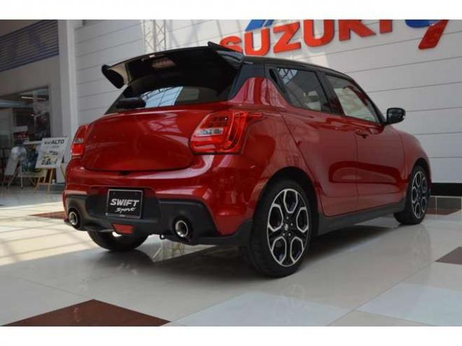 スイフトスポーツ 1.4 スズキ セーフティ サポート非装着車　ワンオーナー6速マニュアル8インチナビLED 2WD 