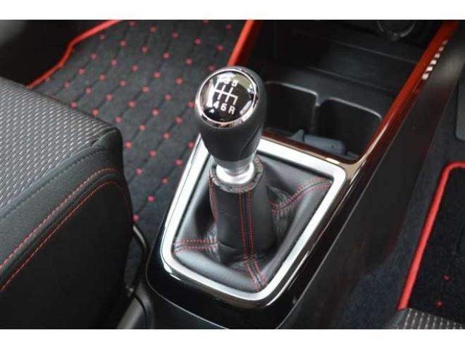 スイフトスポーツ 1.4 スズキ セーフティ サポート非装着車　ワンオーナー6速マニュアル8インチナビLED 2WD 