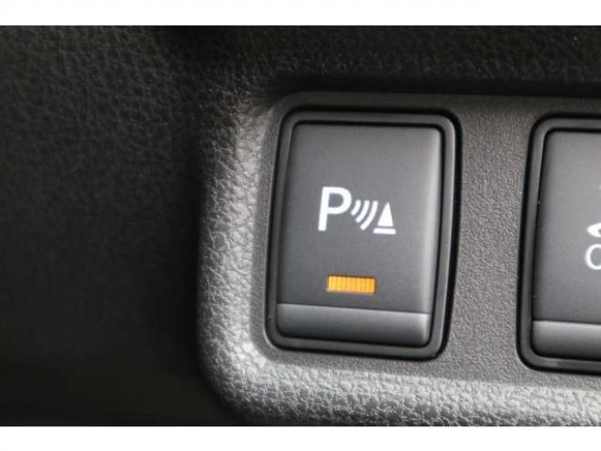 ノート1.2 e-POWER B FOUR 4WD　社外ナビ　車両接近通報　車線逸脱警報 1200