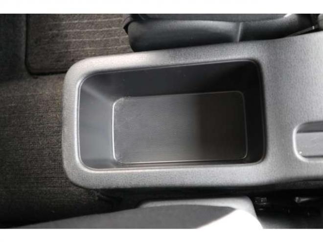 ノート1.2 e-POWER B FOUR 4WD　社外ナビ　車両接近通報　車線逸脱警報 1200