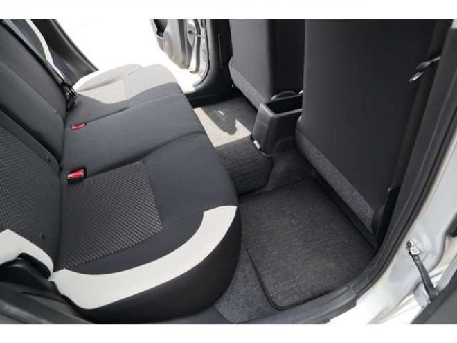 ノート1.2 e-POWER B FOUR 4WD　社外ナビ　車両接近通報　車線逸脱警報 1200