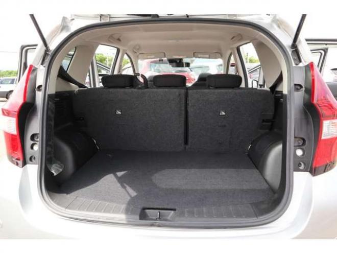 ノート1.2 e-POWER B FOUR 4WD　社外ナビ　車両接近通報　車線逸脱警報 1200