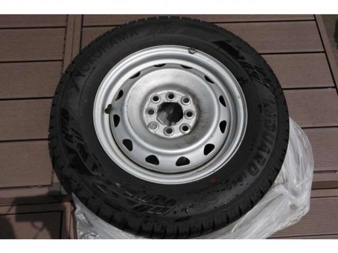 ノート1.2 e-POWER B FOUR 4WD　社外ナビ　車両接近通報　車線逸脱警報 1200