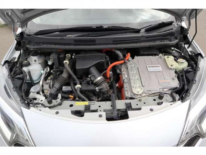 ノート1.2 e-POWER B FOUR 4WD　社外ナビ　車両接近通報　車線逸脱警報 1200