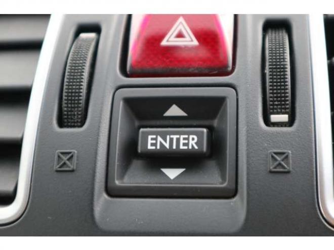 フォレスター2.0i-L アイサイト 4WD　CDオーディオ　ETC　全席シートヒーター 2000