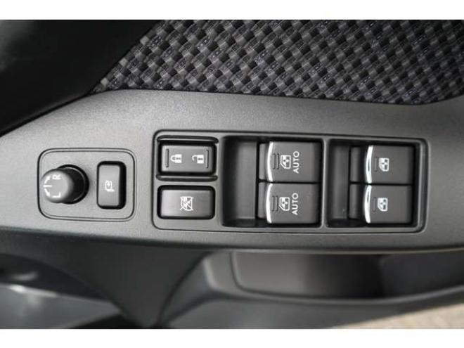 フォレスター2.0i-L アイサイト 4WD　CDオーディオ　ETC　全席シートヒーター 2000