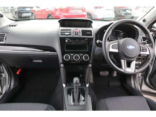 フォレスター2.0i-L アイサイト 4WD　CDオーディオ　ETC　全席シートヒーター 2000