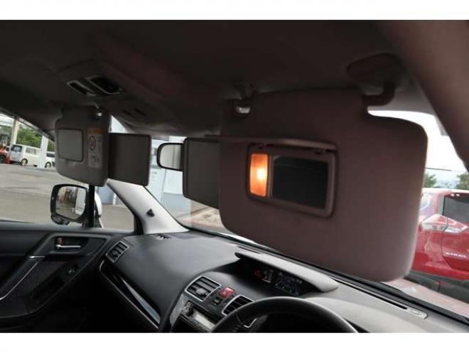 フォレスター2.0i-L アイサイト 4WD　CDオーディオ　ETC　全席シートヒーター 2000