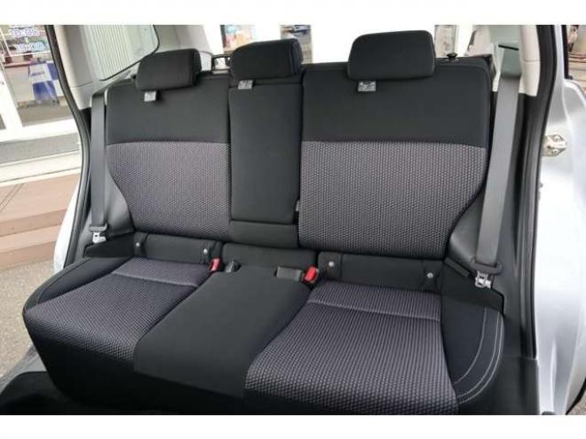 フォレスター2.0i-L アイサイト 4WD　CDオーディオ　ETC　全席シートヒーター 2000