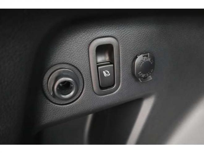 フォレスター2.0i-L アイサイト 4WD　CDオーディオ　ETC　全席シートヒーター 2000