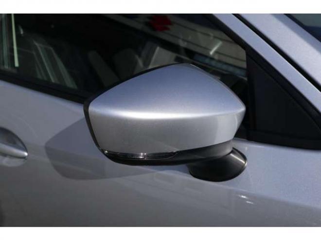 MAZDA21.5 15S 4WD　純正ナビ　ETC　LEDライト　車線逸脱警報 1500
