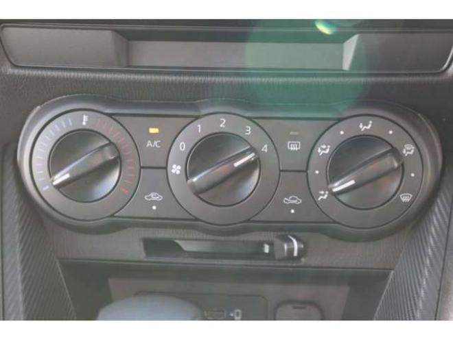 MAZDA21.5 15S 4WD　純正ナビ　ETC　LEDライト　車線逸脱警報 1500