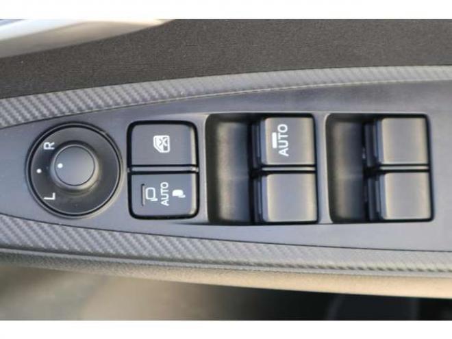 MAZDA21.5 15S 4WD　純正ナビ　ETC　LEDライト　車線逸脱警報 1500