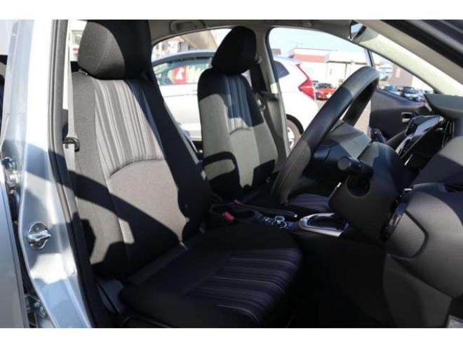 MAZDA21.5 15S 4WD　純正ナビ　ETC　LEDライト　車線逸脱警報 1500