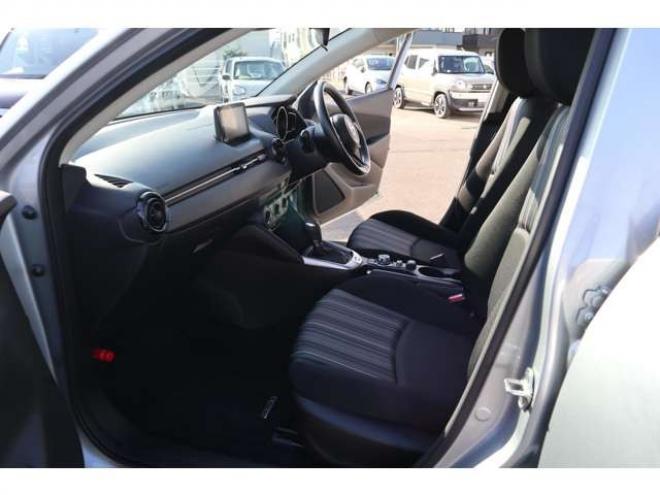 MAZDA21.5 15S 4WD　純正ナビ　ETC　LEDライト　車線逸脱警報 1500