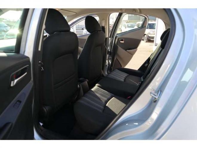MAZDA21.5 15S 4WD　純正ナビ　ETC　LEDライト　車線逸脱警報 1500