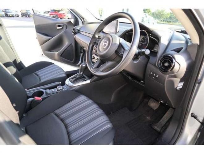 MAZDA21.5 15S 4WD　純正ナビ　ETC　LEDライト　車線逸脱警報 1500