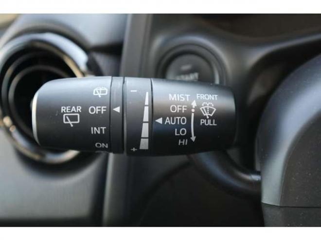 MAZDA21.5 15C 4WD　法人仕様　純正ナビ　バックカメラ　ETC 1500