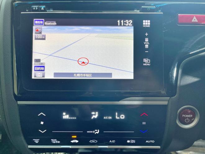 フィット1.5ハイブリッドLパッケージ 4WD 5年保証 スマキー ナビTV Bカメ 夏冬タイヤ ETC 寒冷地仕様 禁煙 修復歴無