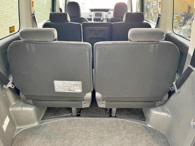 ヴォクシー2.0X Lエディション 4WD 5年保証 パワスラ ナビTV Bカメ ETC 寒冷地仕様 禁煙 車検整備2年付
