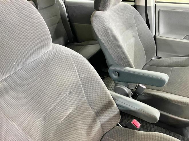 ヴォクシー2.0X Lエディション 4WD 5年保証 パワスラ ナビTV Bカメ ETC 寒冷地仕様 禁煙 車検整備2年付