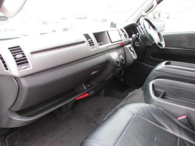ハイエース2.7 GL ロング ミドルルーフ 4WD　ベッドキット/ETC/バックカメラ 2700