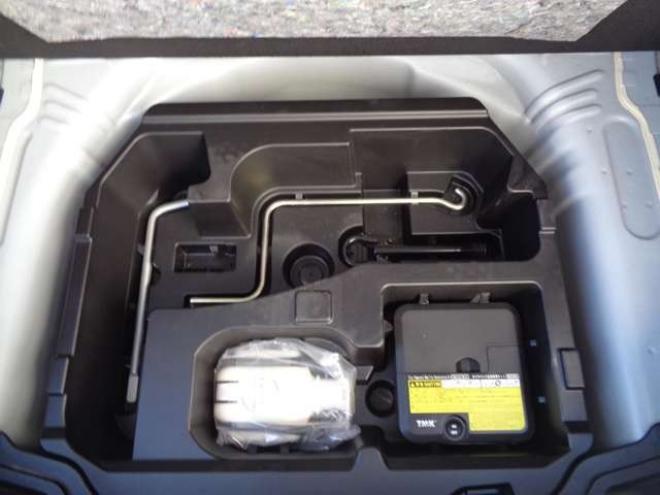 アクア1.5 S　スマートキー　純正ナビ　バックカメラ 2WD 1500