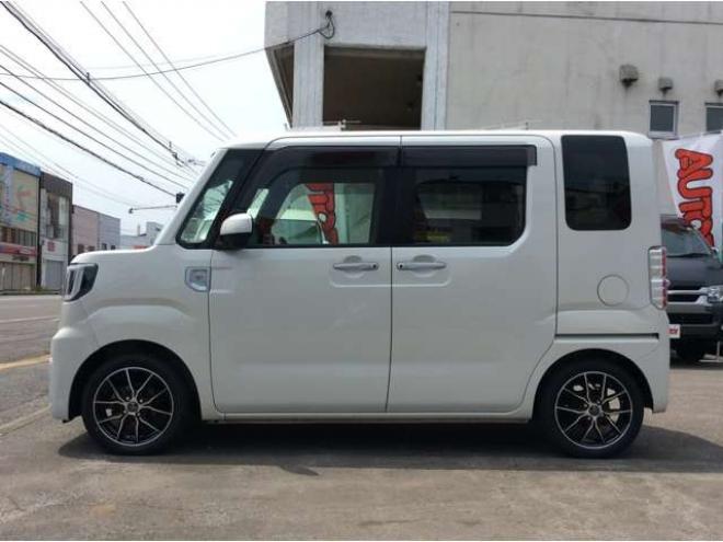 ピクシスメガL SAIII 4WD　両側パワスラ　スマートキー　純正ナビ 660