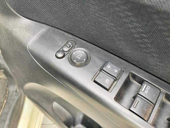 N-BOX660カスタムG SSパッケージ 4WD 5年保証 スマキー 両側パワスラ ナビTV Bカメ 寒冷地仕様 禁煙 修復歴無