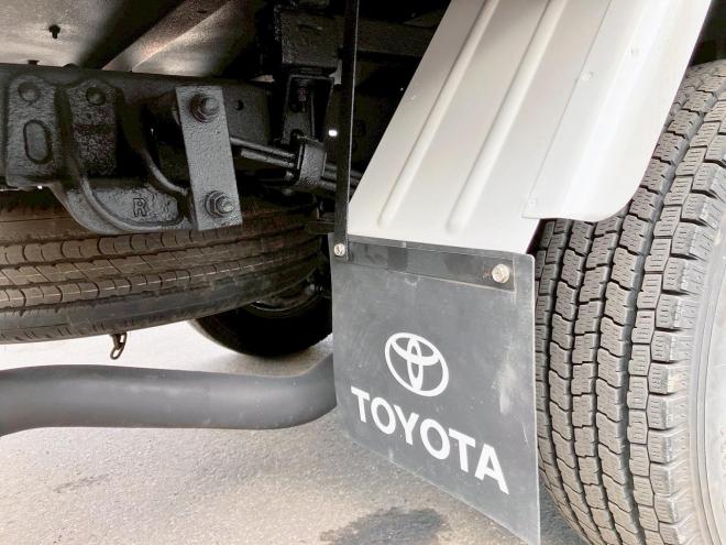 トヨエース中古　4WD　パワゲート付　小型トラック