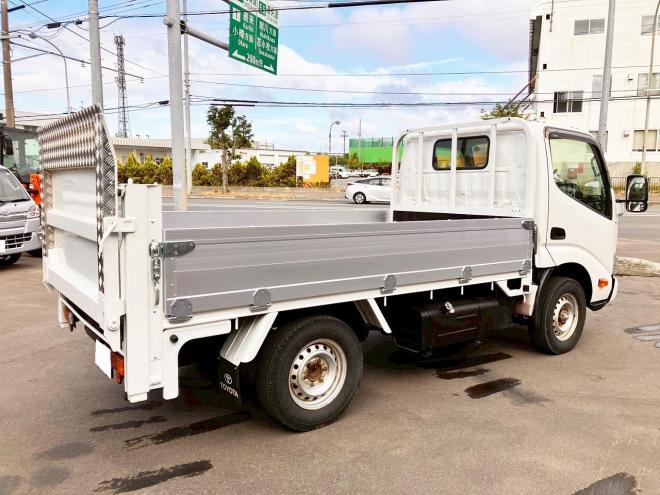 トヨエース中古　4WD　パワゲート付　小型トラック