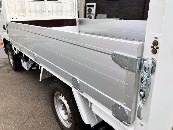 トヨエース中古　4WD　パワゲート付　小型トラック