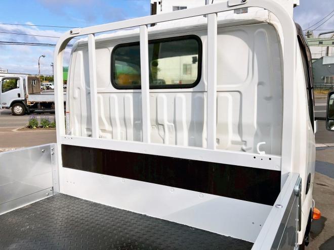 トヨエース中古　4WD　パワゲート付　小型トラック