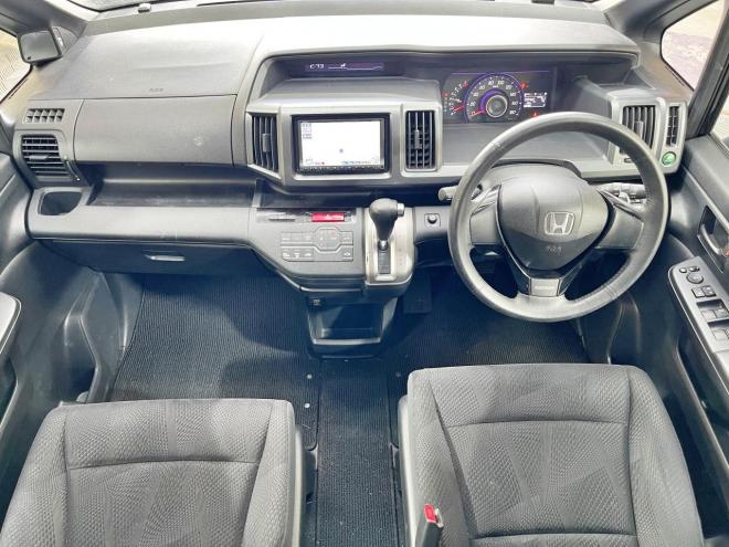 ステップワゴン2.0スパーダS 4WD 5年保証 ナビ 寒冷地仕様 禁煙 車検整備2年付 修復歴無