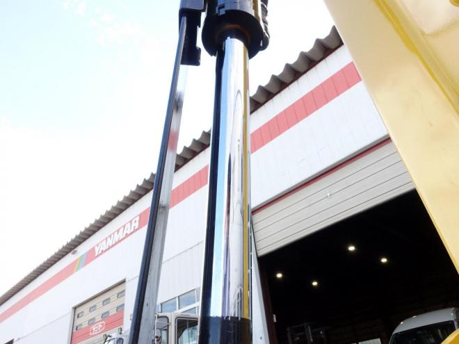 バックホーヤンマー　VIO45-6　バケット容量0.18m3