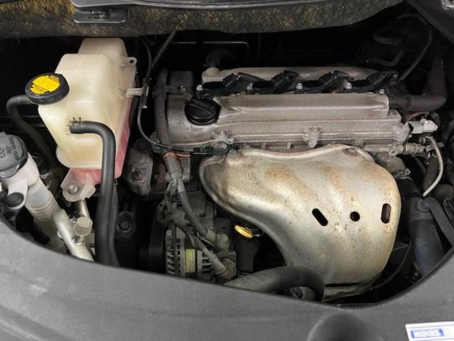 アルファード２４０Ｓ　後期型　本州仕入　禁煙車　ＷＡＫＯＳバリアスコーティング済　純正１８インチＡＷ　社外１６ＡＷ＋スタッドレスタイヤ付　両側パワースライドドア　純正ＨＤＤナビ（フルセグ地デジ　ＤＶＤ再生　Ｂｌｕｅｔｏｏｔｈ）＋バックカメラ　コーナーセンサー　横滑り防止装置　ｎａｎｏｅ空気清浄　ＨＩＤ　ＥＴＣ 　タイミングチェーン 4WD 2400 5Dr