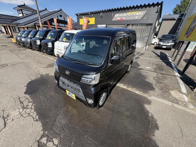 ハイゼットHIJET CARGO 4WD CRUSE TURBO sa3寒冷地仕様　リアヒーター　TURBO　スマアシ　VSC LEDヘッド　LEDフォグ　アイドリングストップ　Bluetoothフルセグナビ　電動格納　切替4WD　　エンジンオイル交換 4WD 660 ５Dr