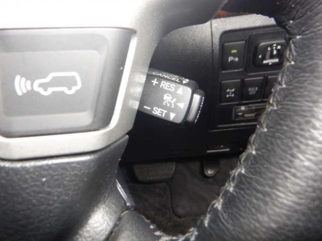 ランドクルーザー200 4.6 ZX 4WD　本州仕入・ナビ・TV・B/T・サンルーフ・革 4600