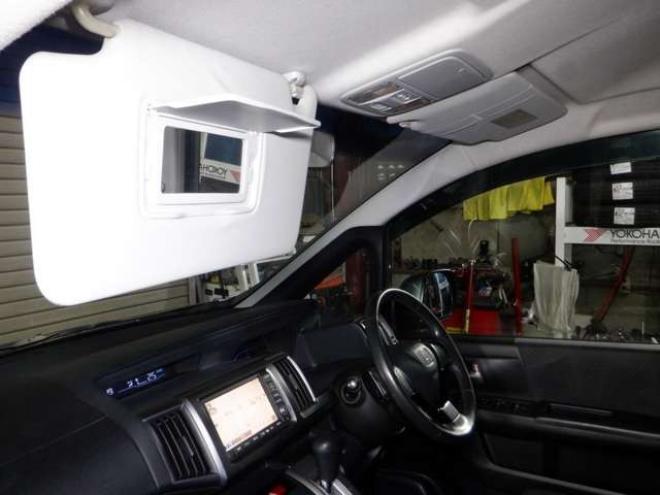 ステップワゴン2.0 スパーダ Z HDDナビ エディション 4WD　ナビ・TV・Bカメラ・両側電動・Rモニター 2000