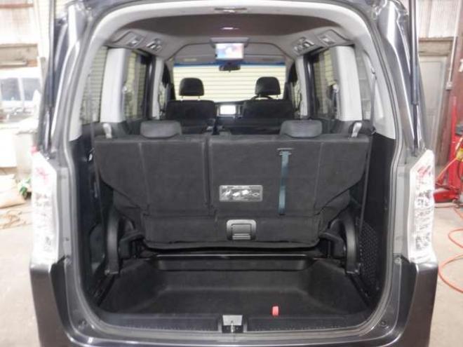 ステップワゴン2.0 スパーダ Z HDDナビ エディション 4WD　ナビ・TV・Bカメラ・両側電動・Rモニター 2000