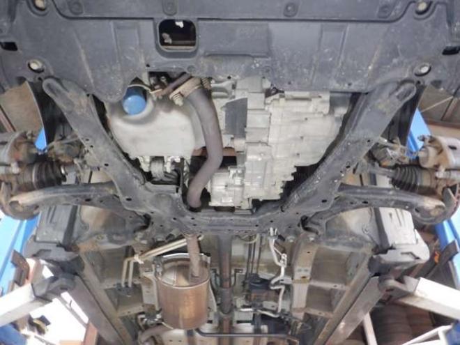 ステップワゴン2.0 スパーダ Z HDDナビ エディション 4WD　ナビ・TV・Bカメラ・両側電動・Rモニター 2000
