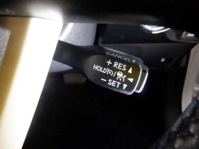 プリウス1.8 A E-Four 4WD　本州仕入・ナビ・TV・B/T・Bカメラ・エアロ 1800