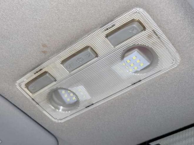 アクア1.5 S　下廻防錆TVナビBカメEスタETC 2WD 1500