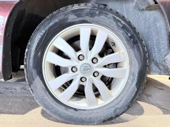 セレナ2.0 ハイウェイスター Vセレクション+SafetyII 4WD　下部防錆TVナビBカメ後席モニタ 2000