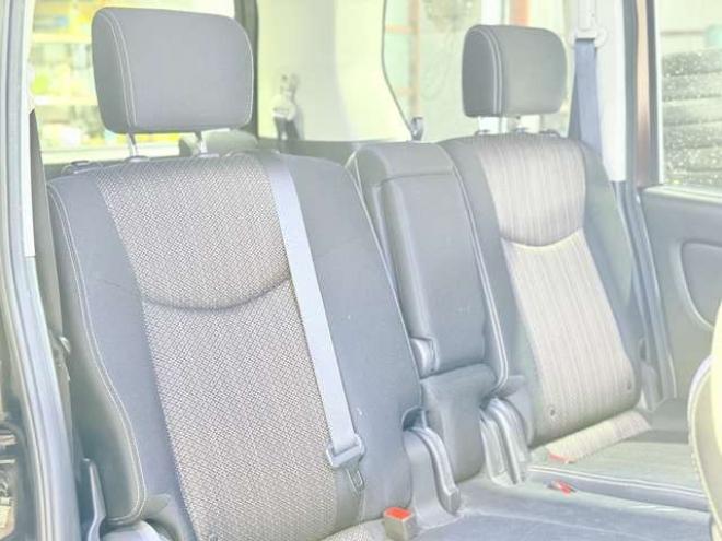 セレナ2.0 ハイウェイスター Vセレクション+SafetyII 4WD　下部防錆TVナビBカメ後席モニタ 2000